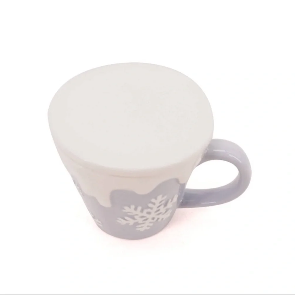 New Blue & White 8 oz. Snowflake Mug with Lid, Target Bullseye Playground 2025